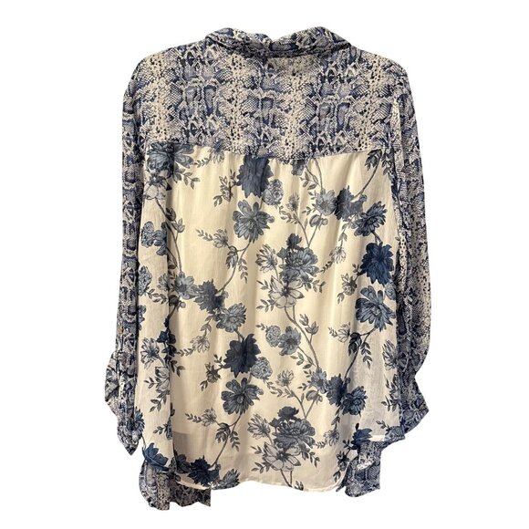 Westport blouse Sz 1X Blue/White Floral Snake Print Button-Up Shirt With Inner T - Picture 8 of 12